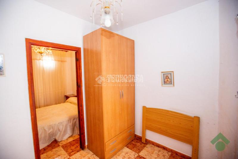Foto 295cf841-8240-4089-a5f9-f4d58c6ac77c. Casa pareada casa en venta en Almuñecar centro Almuñécar
