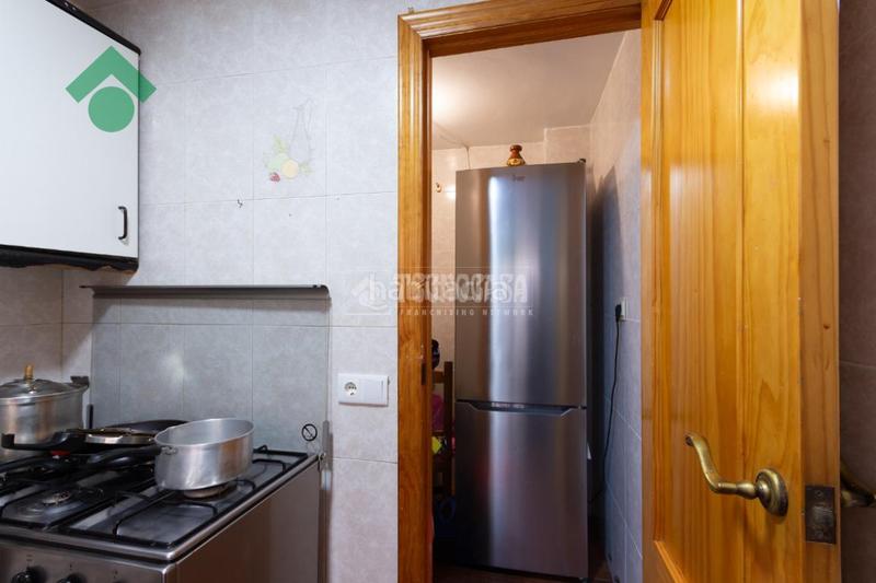 Foto db71b3e4-8a8f-4a4e-a7c2-887838d3bca9. Casa pareada casa en venta en Almuñecar centro Almuñécar