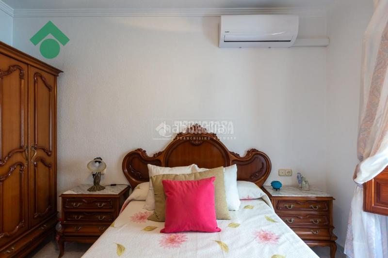 Foto 8b2b12f8-efe2-417a-beb3-b0b5d3aa3c8b. Casa aparellada amb calefacció a La Herradura Almuñécar