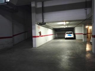 Aparcament cotxe a Peligros. Boxplaza de garaje en venta en peligros