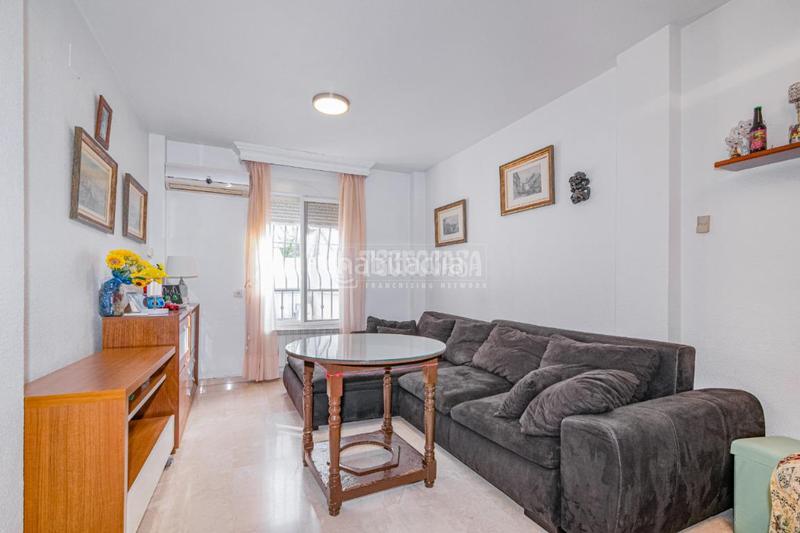 Foto 28ec1214-d842-4b90-aa99-003c72bc598d. Casa pareada casa en venta en Pulianas