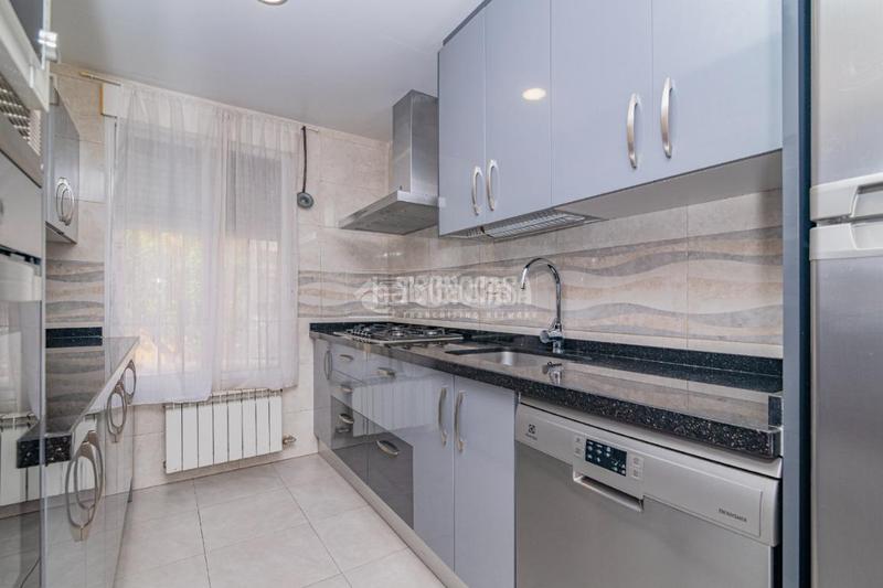 Foto af1c30c1-a34b-4273-9411-aad5c5f76e7f. Casa pareada casa en venta en Pulianas
