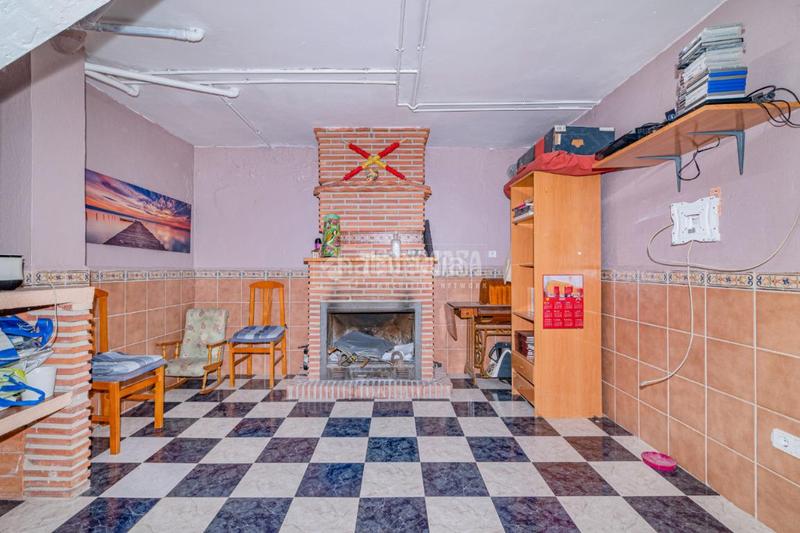 Foto f0ccd2b9-eca6-40e4-b5aa-b176a537199e. Casa pareada casa en venta en Pulianas