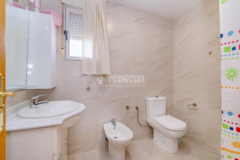 Foto fb2fbd64-8026-4f47-b2c1-7a13ce9e9839. Casa pareada casa en venta en Pulianas