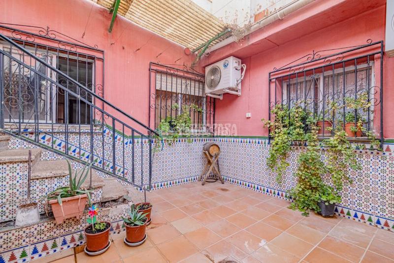 Foto 89ecb8f5-a765-4e24-96cf-d946479d3ef3. Casa aparellada a Peligros