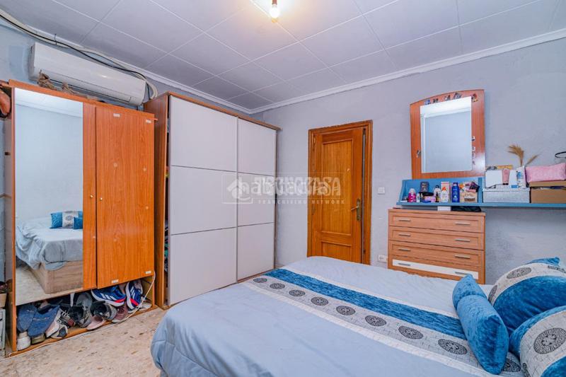 Foto fa8c1e68-4d56-4d19-8233-2e68979d39ec. Casa aparellada a Peligros