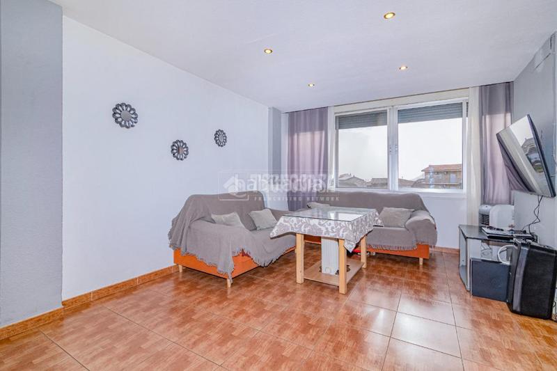 Foto f5f6a6ca-481b-4b78-89bc-1bdcb086a9e3. Piso  en venta en Peligros