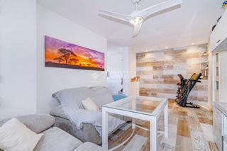 Casa aparellada a Peligros. Casa en venta en peligros
