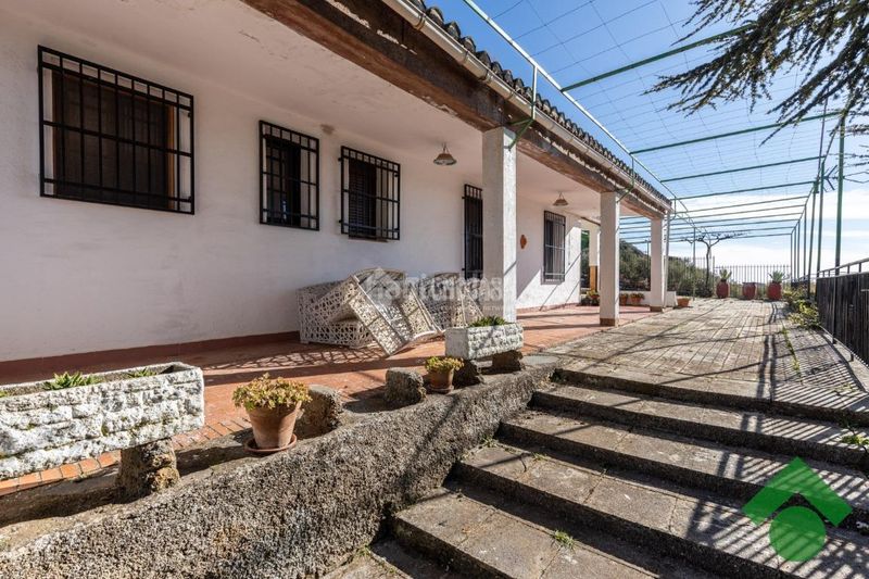 Foto 1653a7bb-bc72-4490-bd00-9b3d272c6c72. Casa  en venta en Nívar