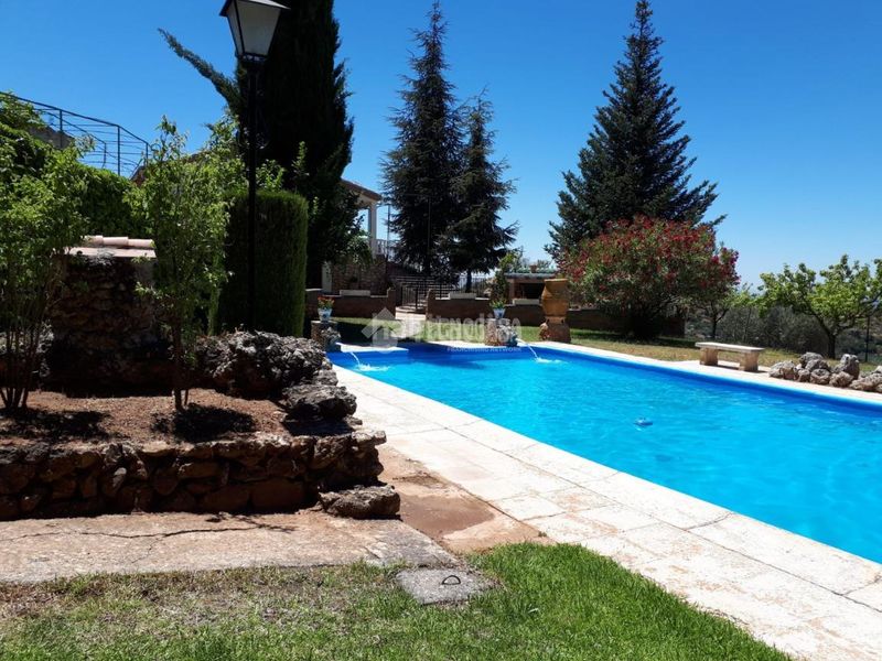 Foto 6ba2bc1f-2eee-4970-a064-e62e6f14f3fc. Casa  en venta en Nívar