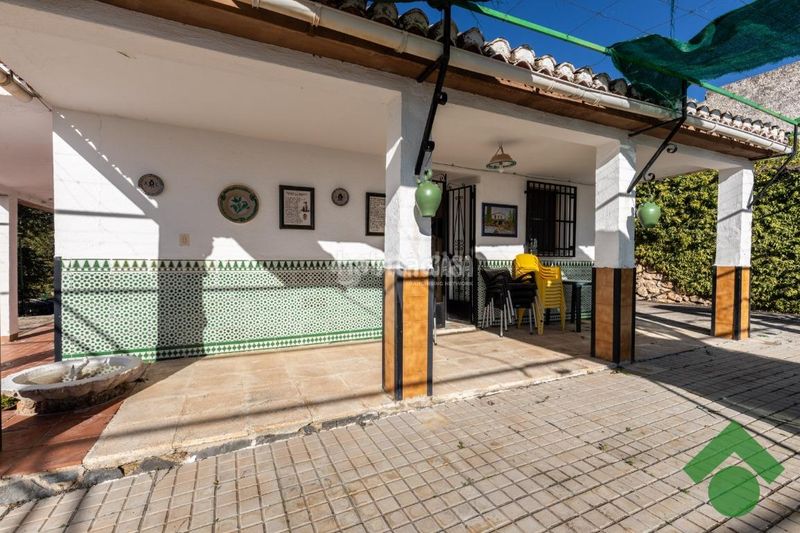 Foto d22ada37-1234-4cd2-bac5-7294a9774c9a. Casa  en venta en Nívar