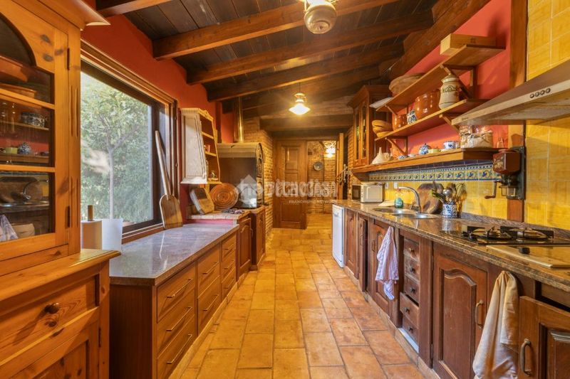 Foto baae8273-7b38-422b-b8b8-164d0994d9c0. Casa a Nívar