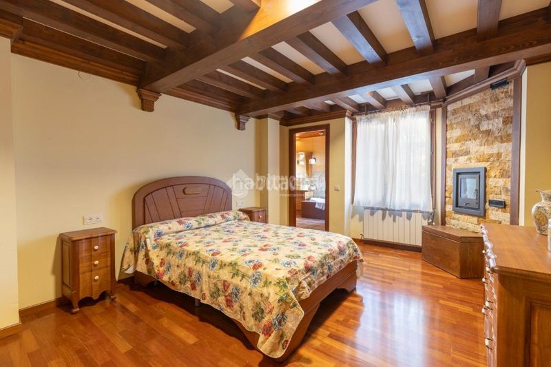 Foto bab88760-93ed-4c80-aab2-e98a87c7bb42. Casa a Nívar