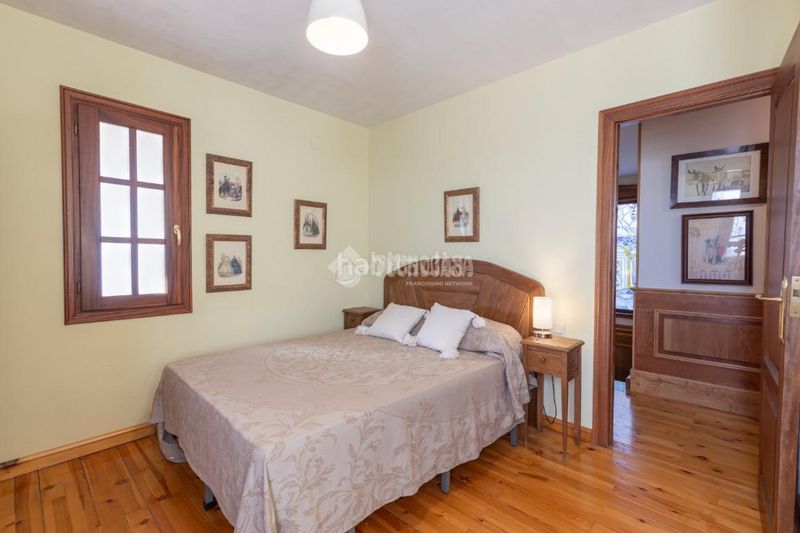 Foto f5867fb1-1d69-4797-9960-31b466efe5d2. Casa a Nívar