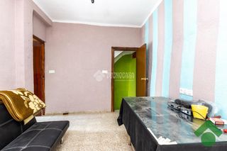 Casa aparellada a Alfacar. Casa en venta en alfacar