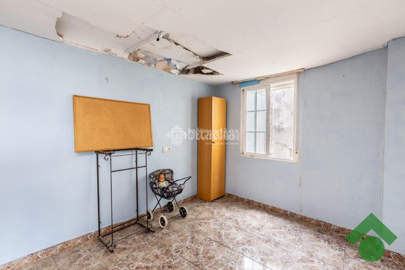 Foto 7cca94be-fee5-4458-9d9e-f2246e068393. Casa aparellada a Alfacar