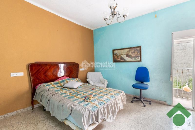 Foto d7be680a-96b3-4b5f-84d9-dced0aaadcf2. Casa aparellada a Alfacar