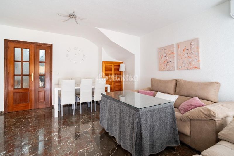 Foto 39381d62-84e5-48ca-8b27-ce1af788fe06. Casa aparellada a Pulianas