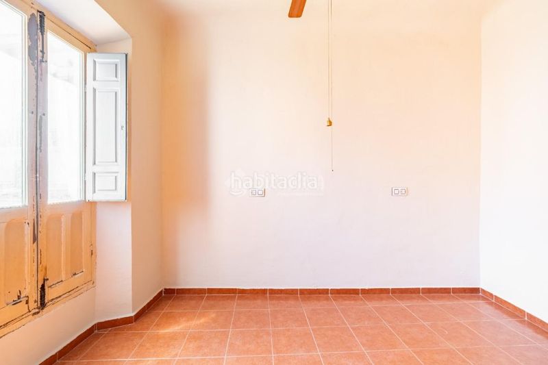 Foto 0ddc5601-240b-455b-9a37-145925077e5d. Casa aparellada a Alfacar