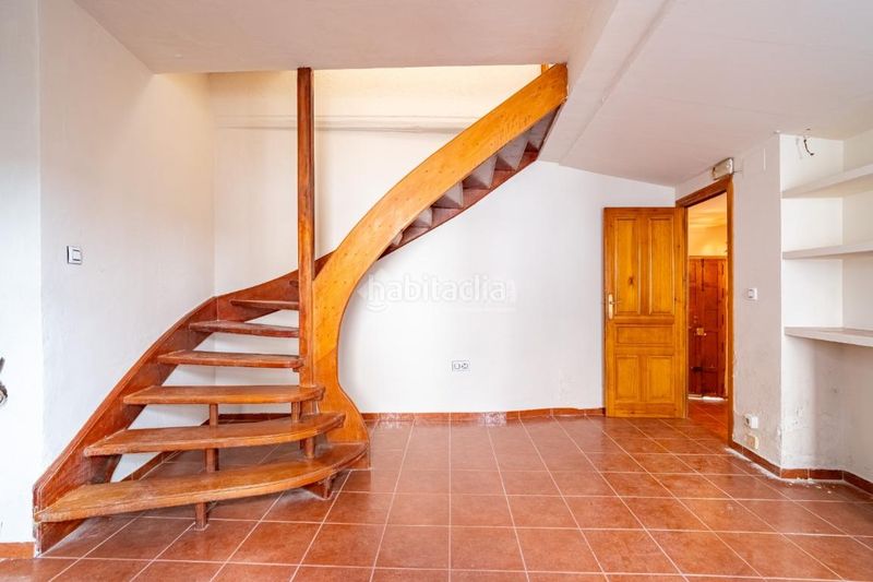 Foto e3ffffe5-1c27-4818-bee8-11c928c38d80. Casa aparellada a Alfacar