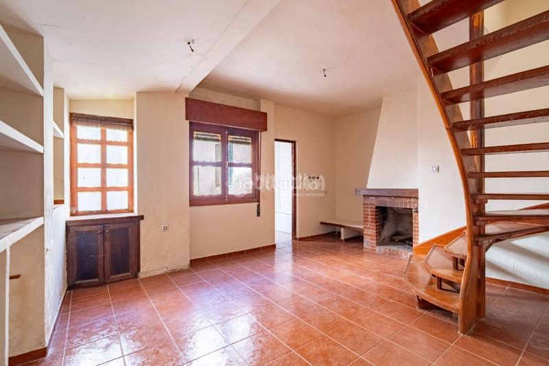 Foto f30f937b-5fe6-421d-93e8-e15e03820c6b. Casa aparellada a Alfacar