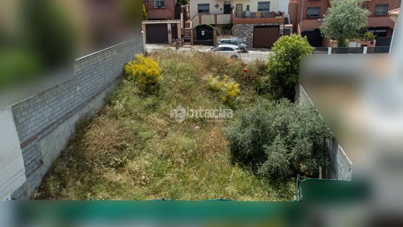 Foto 43747a9e-2a8b-421f-a03a-95bd98033c26. Terreny residencial a Jun
