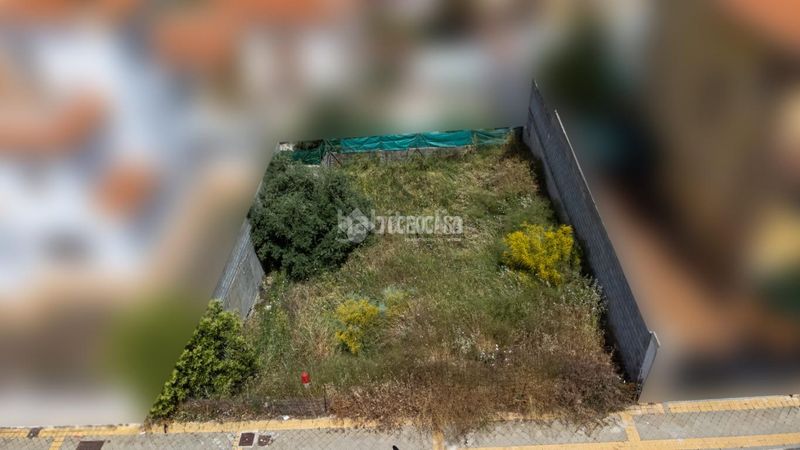 Foto 6b2a52ad-0f28-42ed-a767-74e61cb315ff. Terreny residencial a Jun
