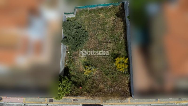 Foto e43a5335-e432-4d02-bd3b-9181b81a5eb8. Terreny residencial a Jun