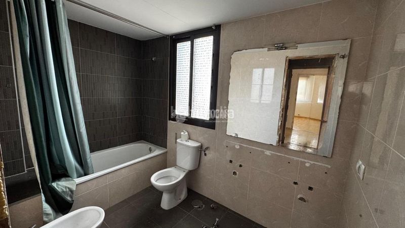Foto c5228b87-5b01-4b04-8ce6-56f48b3cdb22. Casa aparellada a Pulianas