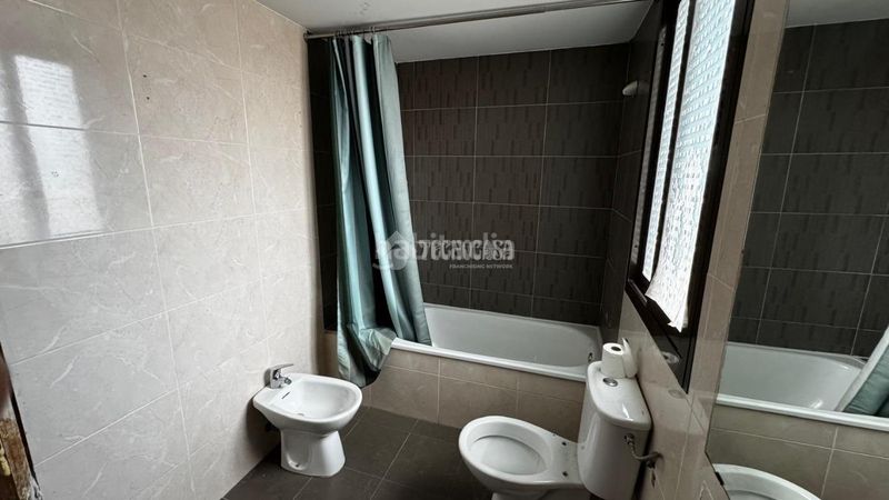Foto d88d9500-166e-4666-8cd8-2c4d89767bd8. Casa aparellada a Pulianas