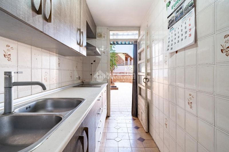 Foto 44c500c7-30ac-49a3-a902-59a47ff61632. Casa aparellada a Peligros