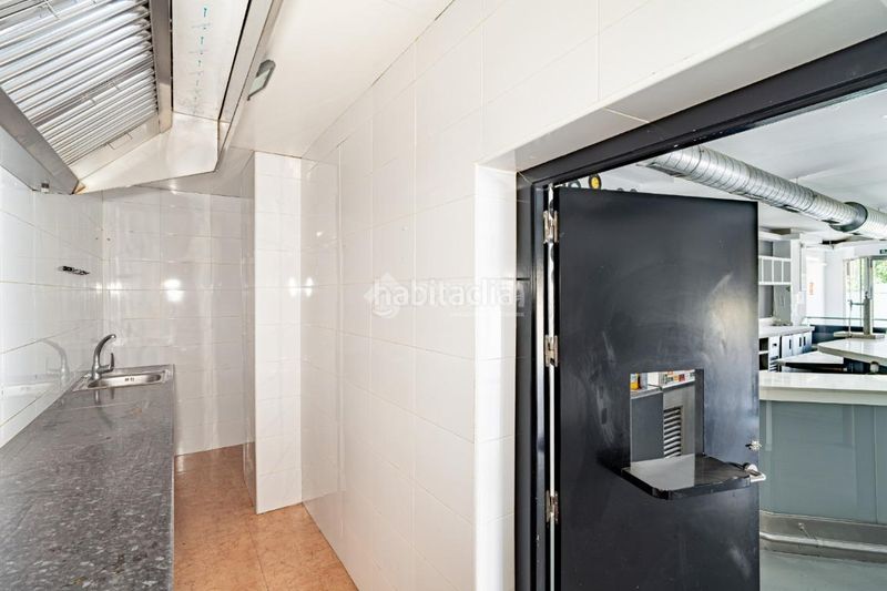 Foto 6868d280-386e-4728-9146-76cb6d8bedf5. Local comercial a Peligros