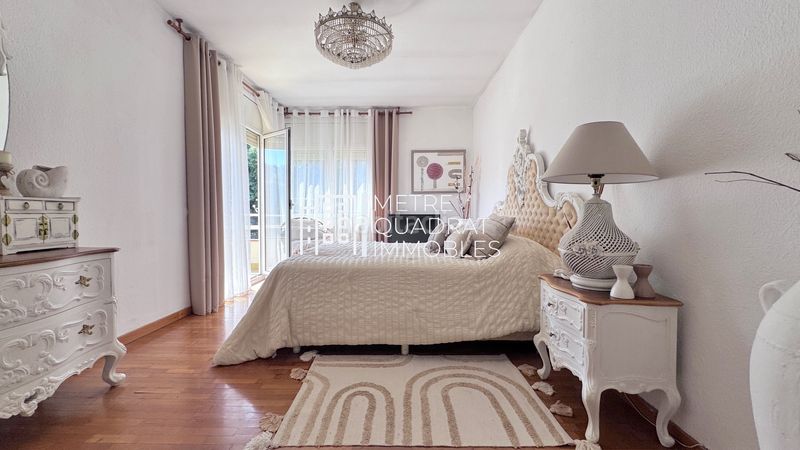 Foto 2595de5d-bbd8-4720-9cfc-6d7c3f16ebed. Casa en Corbera de Llobregat