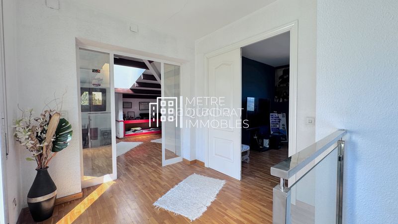 Foto 3bf72259-f6e9-40ea-9f7e-aca00d4b6fe5. Casa en Corbera de Llobregat