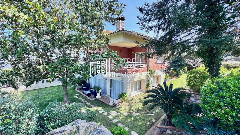 Foto 40e9c480-005f-4b71-a077-764ab760bdf9. Casa en Corbera de Llobregat