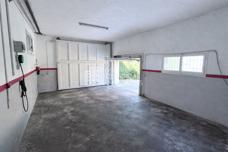 Foto 458d7290-bec4-4bdd-8069-4c1c63dc1a1e. Casa en Corbera de Llobregat