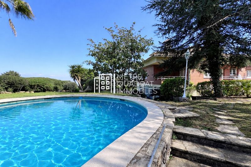 Foto 68095402-4ebe-4ae3-abb0-595c2037e051. Casa en Corbera de Llobregat