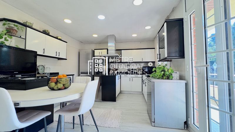 Foto 78f66848-1140-4bef-b87b-15af008a1594. Casa en Corbera de Llobregat