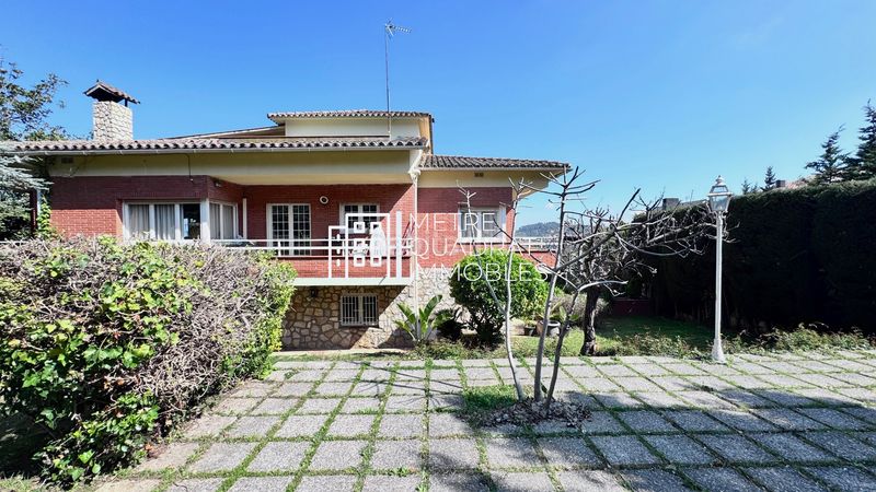 Foto a04884fc-fa3a-41fb-923b-0ee68268c6ea. Casa en Corbera de Llobregat