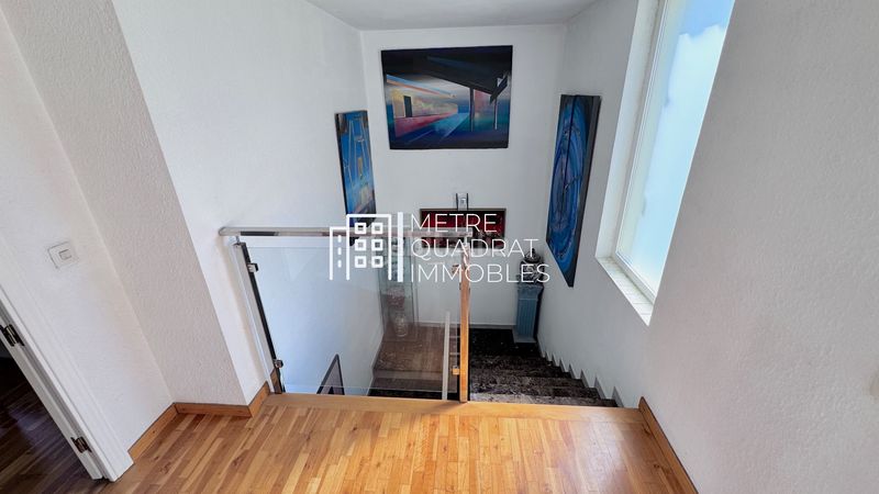 Foto b6426295-f4b2-4922-be6e-8d62a665beec. Casa en Corbera de Llobregat