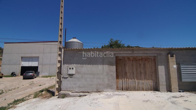 Foto 74b9ef01-ea0a-492d-8752-4a708b2158bf. Bâtiment à usage industriel dans carrer calvari 43 dans Omellons (Els)