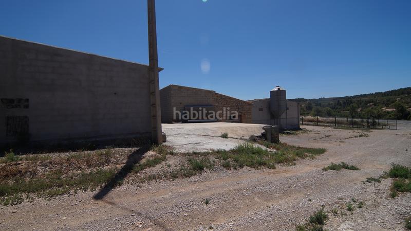 Foto 9b5fe96b-59a4-4741-a712-42e4528a421b. Bâtiment à usage industriel dans carrer calvari 43 dans Omellons (Els)