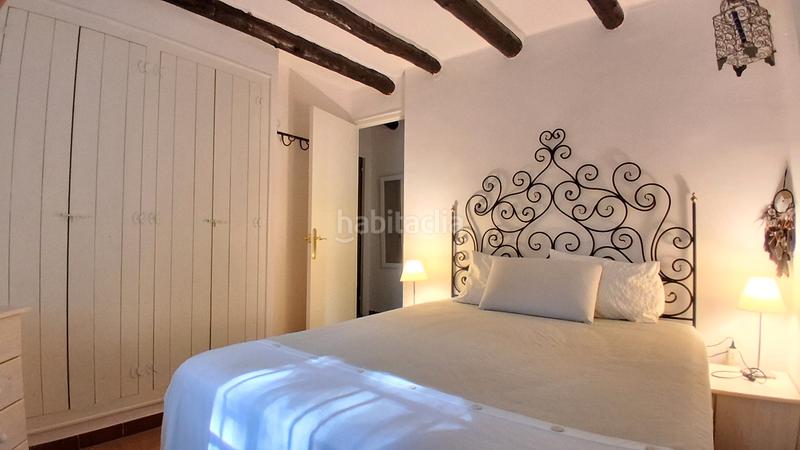 Foto e5244f1a-8672-453c-a4ed-cf969b3df387. Chalet espectacular chalet en la urbanización santa marina en Pratdip