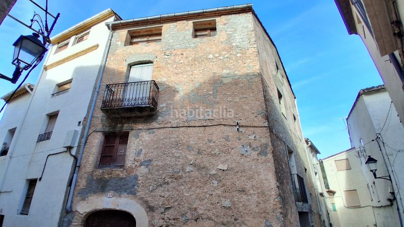 Foto 05299918-4663-4339-95d4-a984133d7677. Casa pareada en carrer major 19 gran casa de piedra en la torre de fontaubella (priorat) en Torre de Fontaubella (La)
