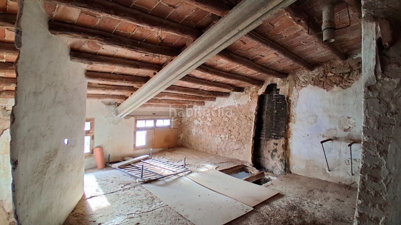 Foto 137bfeeb-068e-4dc5-aa78-e6db19ab6d12. Casa pareada en carrer major 19 gran casa de piedra en la torre de fontaubella (priorat) en Torre de Fontaubella (La)