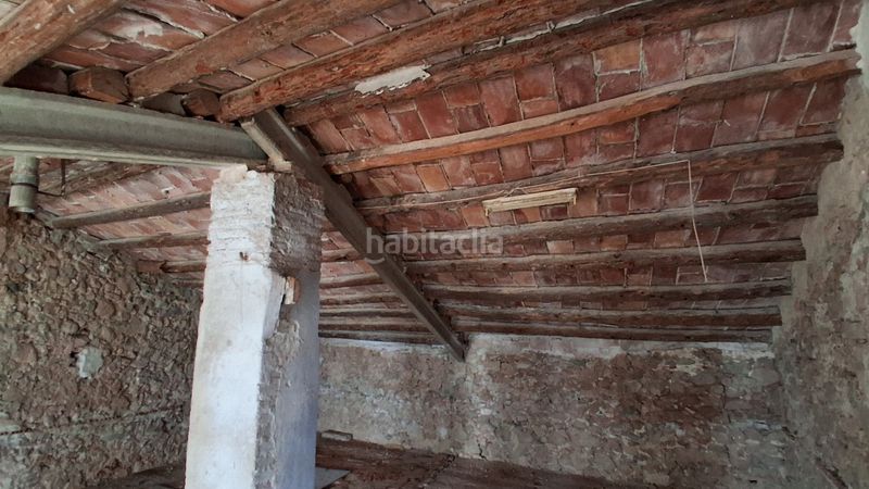 Foto cf94093d-a9e5-4a3d-ab00-da8299b4259a. Casa pareada en carrer major 19 gran casa de piedra en la torre de fontaubella (priorat) en Torre de Fontaubella (La)
