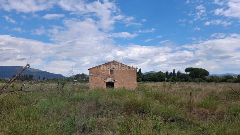 Foto 3679065e-789f-4c71-b2ed-510e1c9a6e38. Finca rústica a diseminado rural 18 a Milà (El)