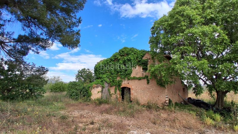Foto e69a9d32-6094-4aec-b577-f2b8085cb461. Finca rústica a diseminado rural 18 a Milà (El)