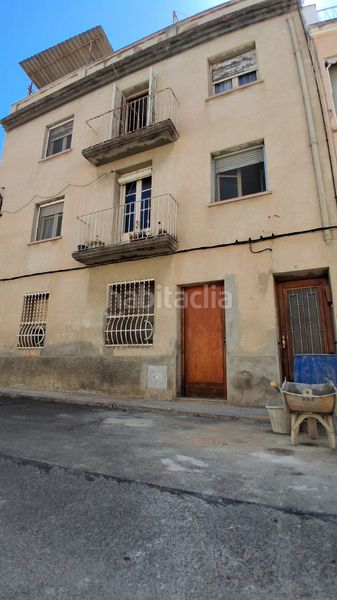 Foto 53307d30-688a-43fe-b74a-e7ea6c25c3de. Casa aparellada amb calefacció a Móra la Nova