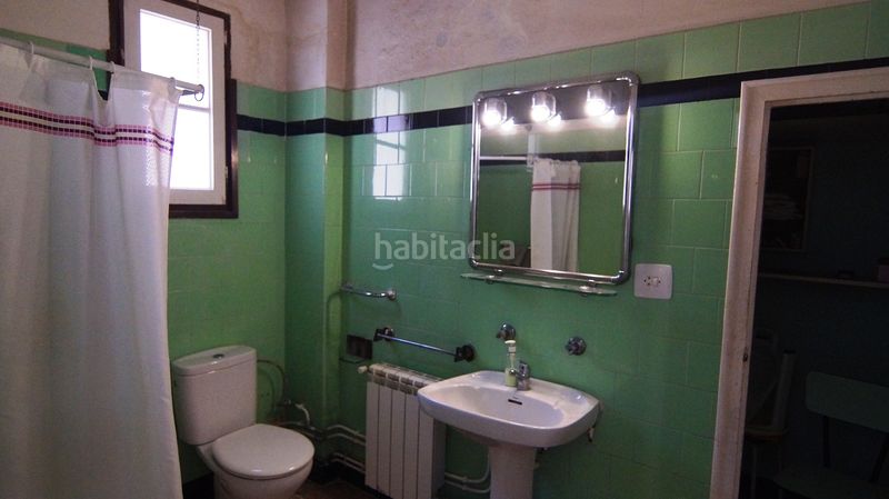 Foto 79a073d8-a8cd-4737-a131-870aa29a1e03. Casa aparellada amb calefacció a Móra la Nova